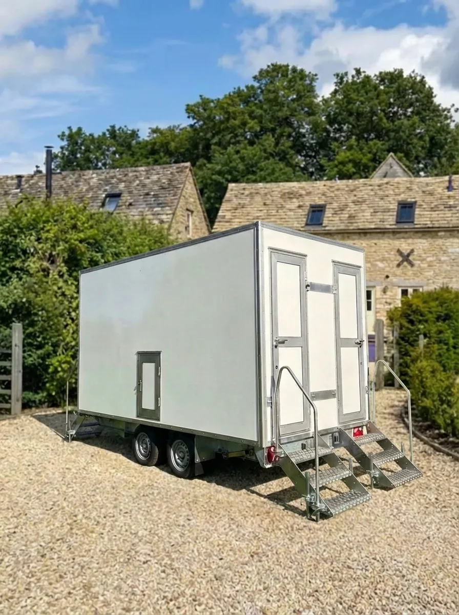 Luxury toilet trailer interior finish